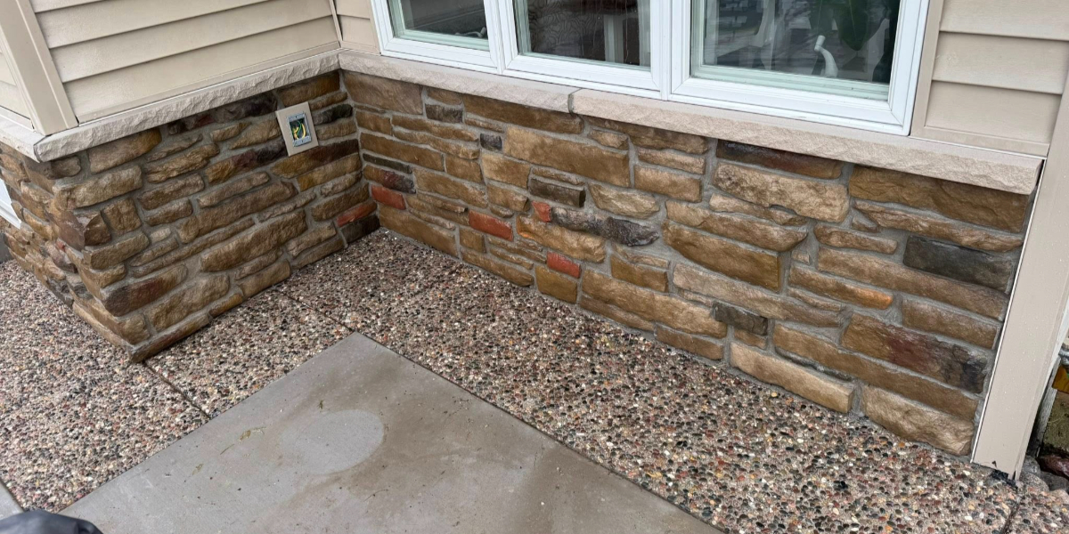 What’s the difference between stone veneer and natural stone?